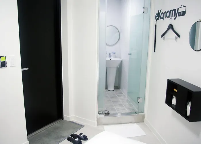 Ekonomy Nampo Motel Busan