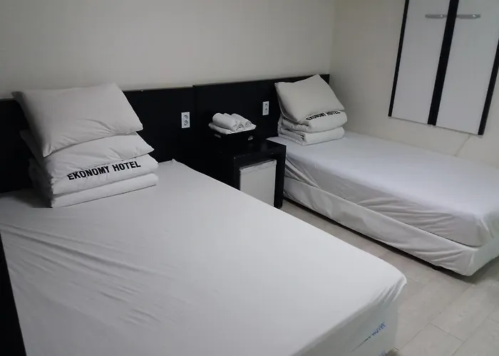 Ekonomy Nampo Motel Busan